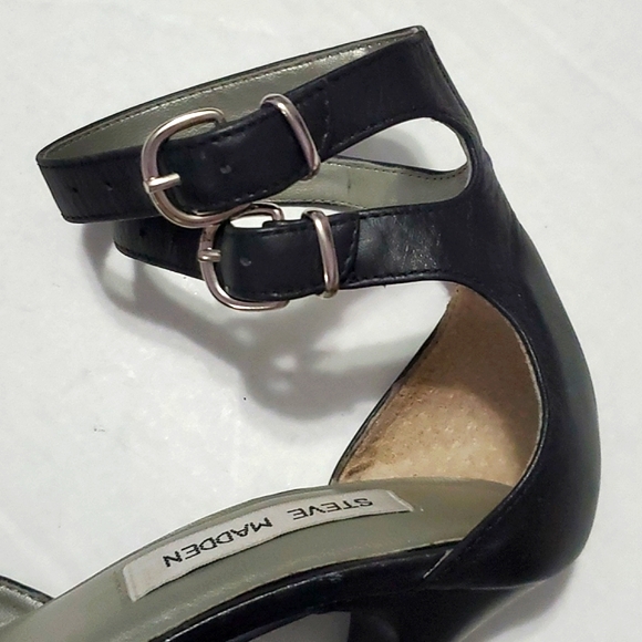 Steve Madden LIV Black Pointed Toes Leather Classic Chic Strappy Heels - Picture 7 of 12